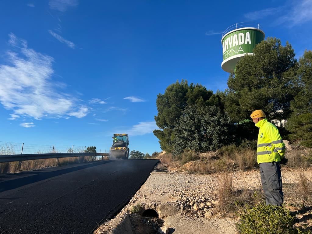 Obras del Camino del Martinot en La Canyada
