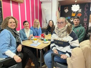 reunion jovenes PP Torrent
