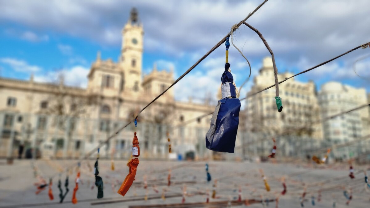 mascletà plaza del Ayuntamiento