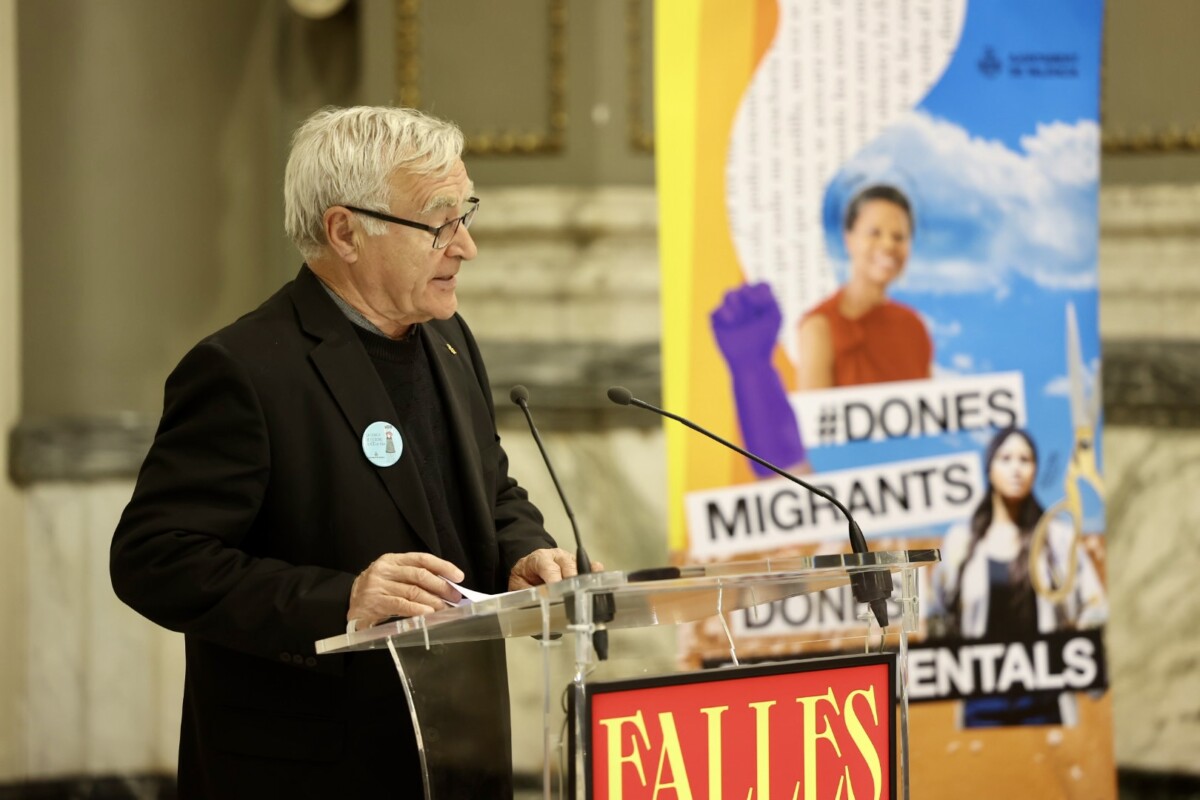 Acto de entrega de 'Dones de la Festa' en el Salón de Cristal