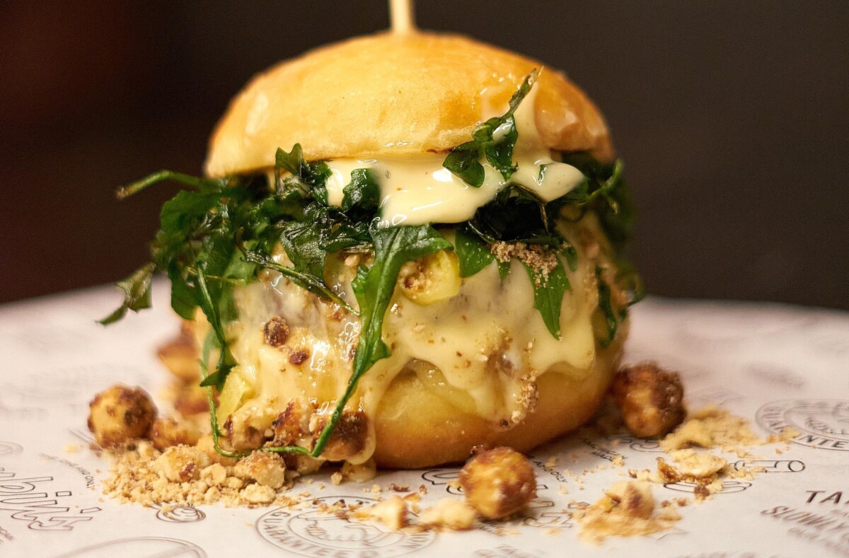 hamburguesa MIRROR-B