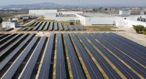Placas solares en la planta Danone de Aldaia