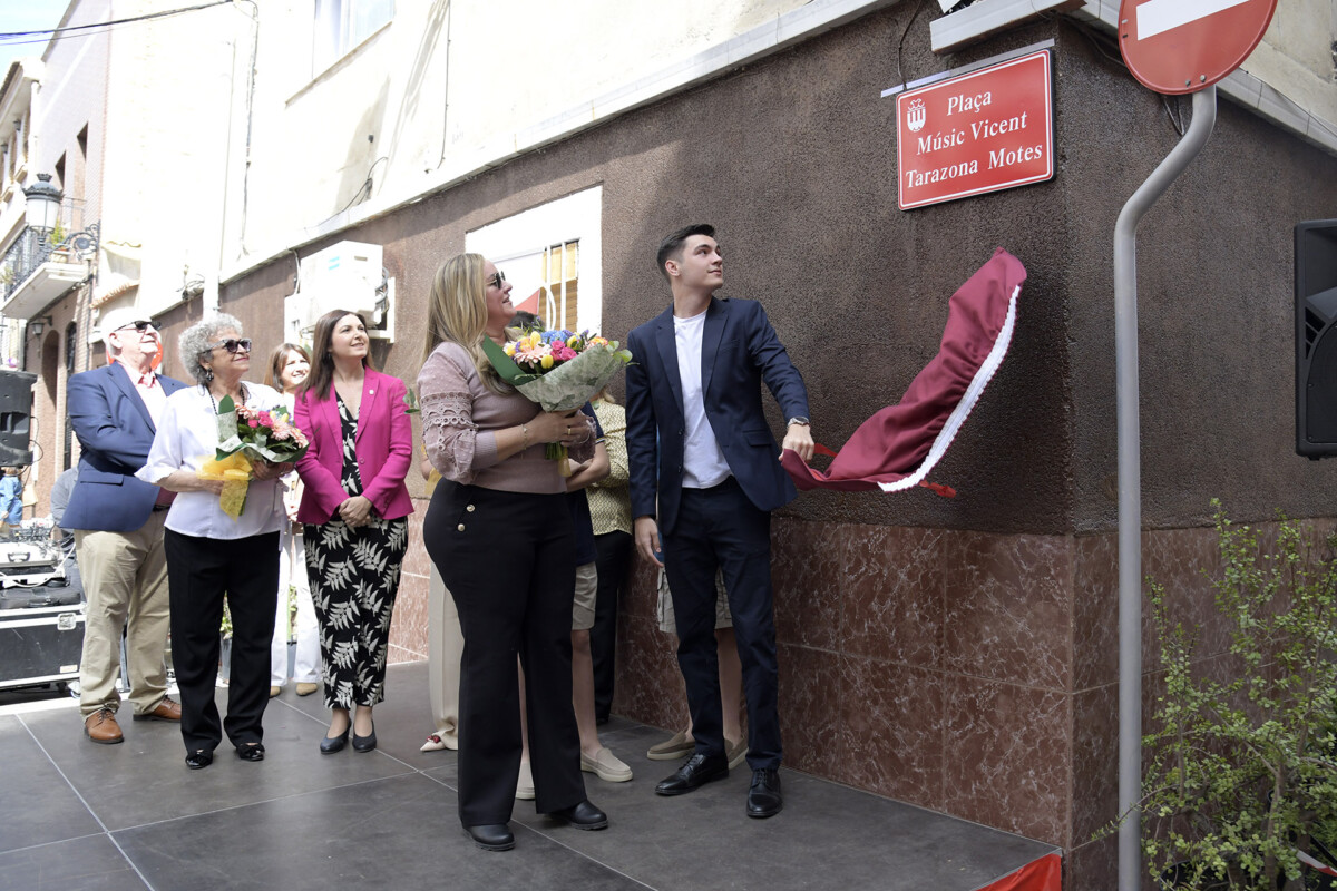 plaza a Vicent Tarazona Motes Paiporta