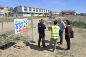 obras de la nueva zona verde de 4.000 metros en Paiporta