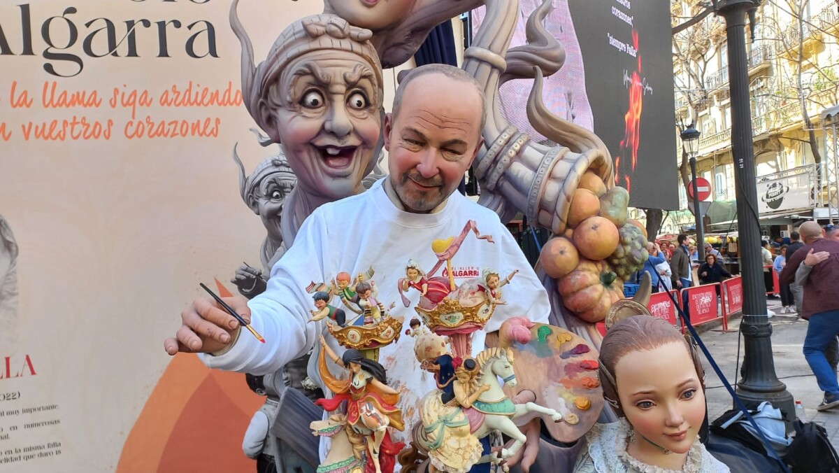 Homenaje de Almirante Cadarso a Manolo Algarra