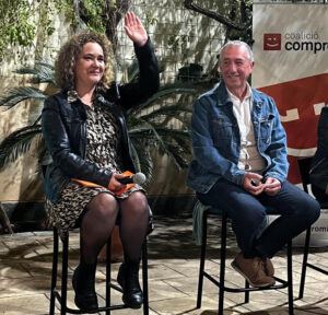 Maria José Pérez, candidata de Compromís a l'alcaldia de Massamagrell y Joan Baldoví