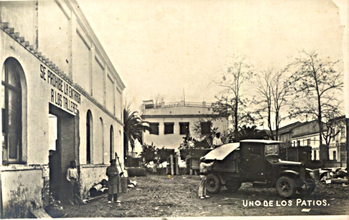 Postal con fotografia Antigua Fábrica Plaza Xapa Benetússer