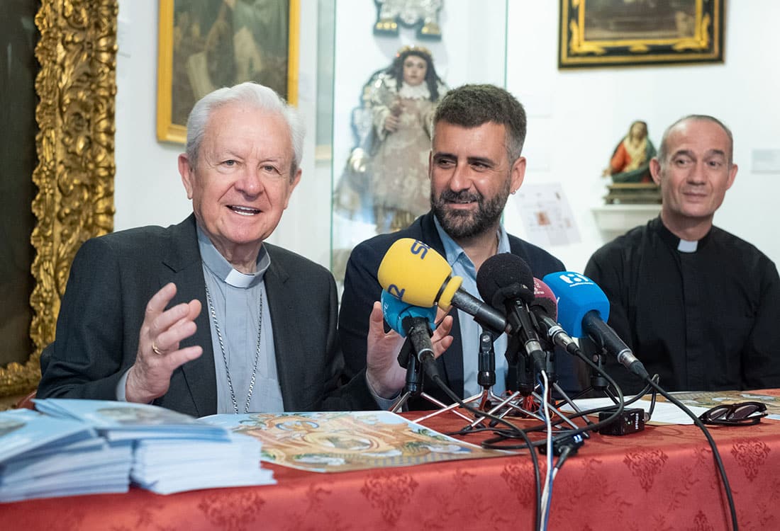 Presentación de los actos del Centenario de la Coronación Canónica de la Virgen de los Desamparados