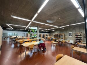 biblioteca de La Cova Gran de Paterna