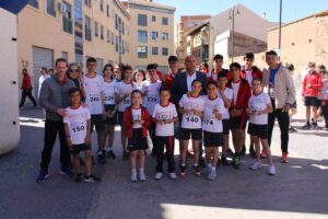 El Colegio Sagrada Familia de Massamagrell organizó una carrera solidaria