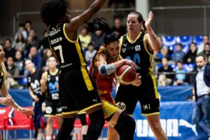 Cris Ouviña contra Estudiantes