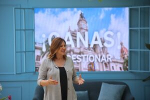 María José Catalá en un mitin en València