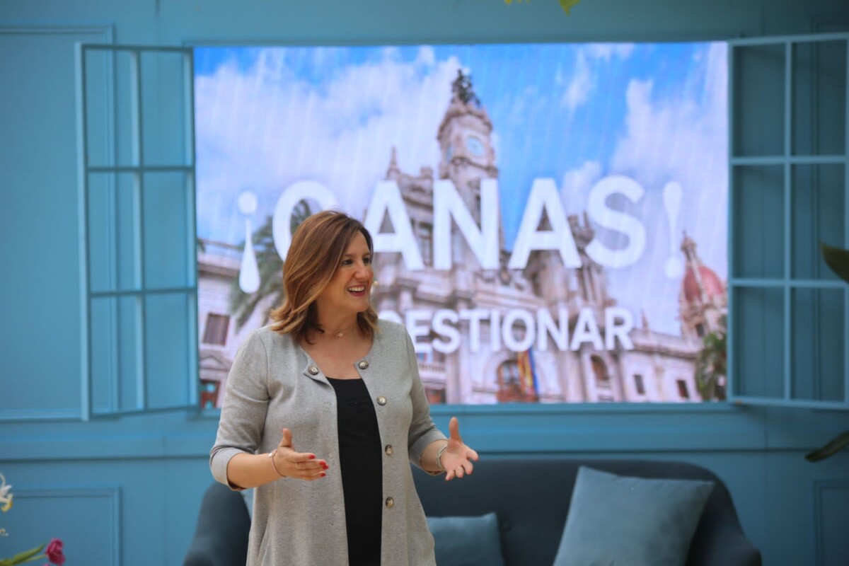 María José Catalá en un mitin en València