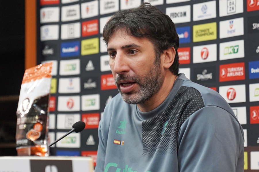 Alex Mumbrú Valora el partido contra Cazoo Baskonia