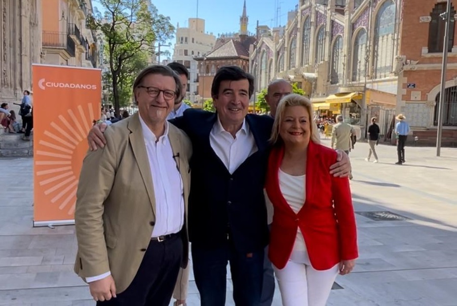 Tono Fagoaga, Fernando Giner y Amparo Picó