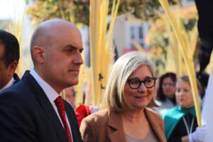 Mamen Peris y Raúl Claramonte (Cs) en Semana Santa Torrent