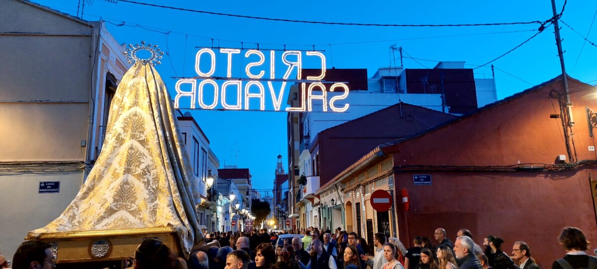 Traslado del Cristo del Salvador y la Dolorosa a la Iglesia de los Ángeles