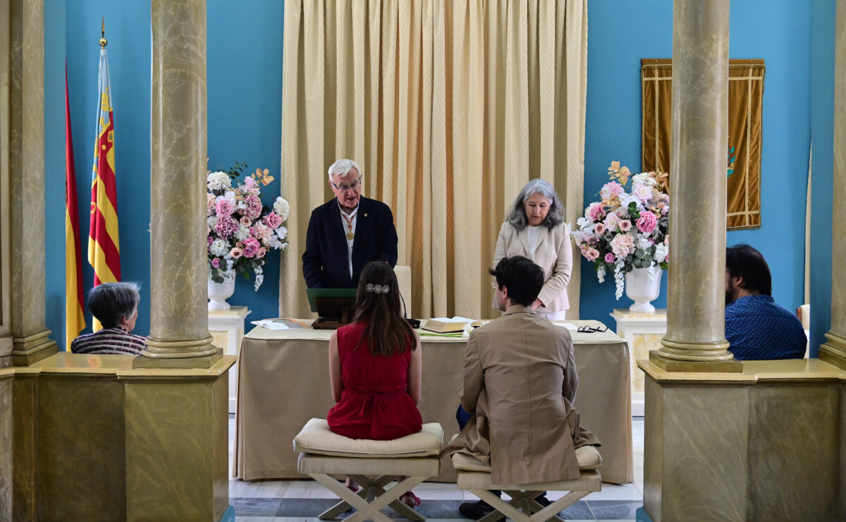 Ceremonia civil de bienvenida en el Palacete de Monforte