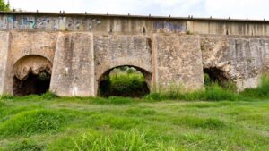 Acueducto de Manises