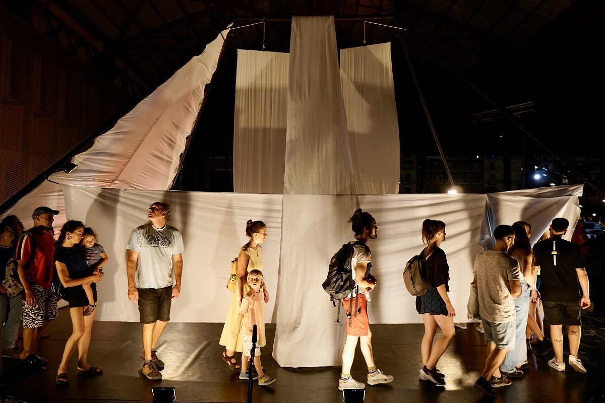 Festival Internacional de Circ de València, Contorsions