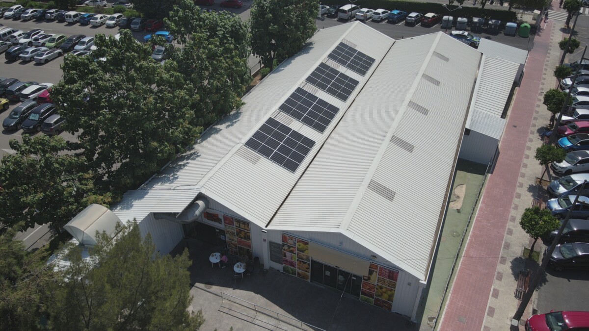mercado municipal burjassot placas solares