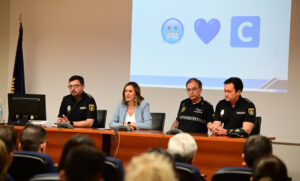 Visita de María José Catalá a la Policía Local de Valencia