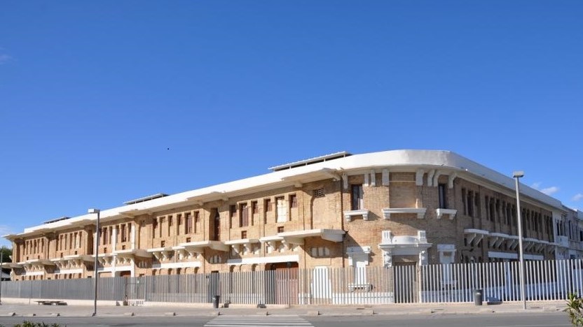 Edificio de los Docks, en la Marina de Valencia