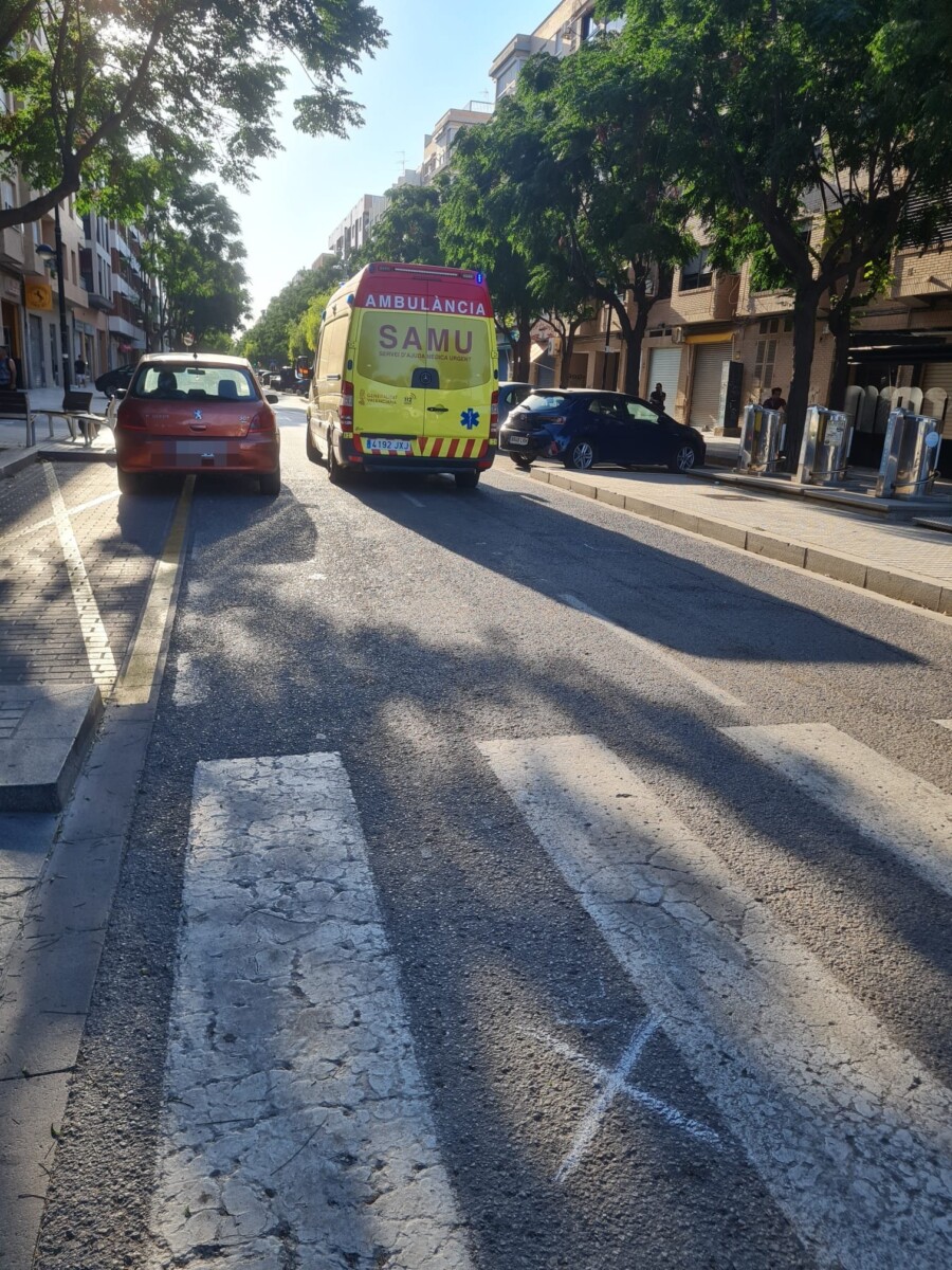 Herido de consideración un hombre en silla de ruedas tras ser atropellado en Alboraya atropello silla de ruedas Alboraya