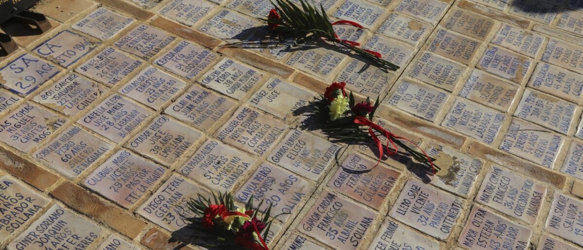 Fosa 126 cementerio de Paterna