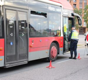 Agresión al conductor de un autobús en marcha