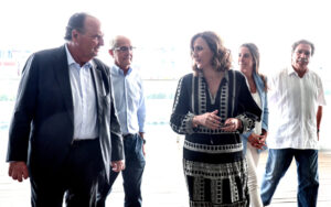 María José Catalá se reúne con el presidente y otros miembros de la Cámara de Comercio