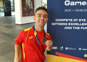 Álvaro Rodrigo, bronce en los Mundiales de Talla Baja