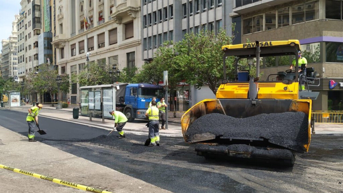 Trabajos de asfaltado de las calles