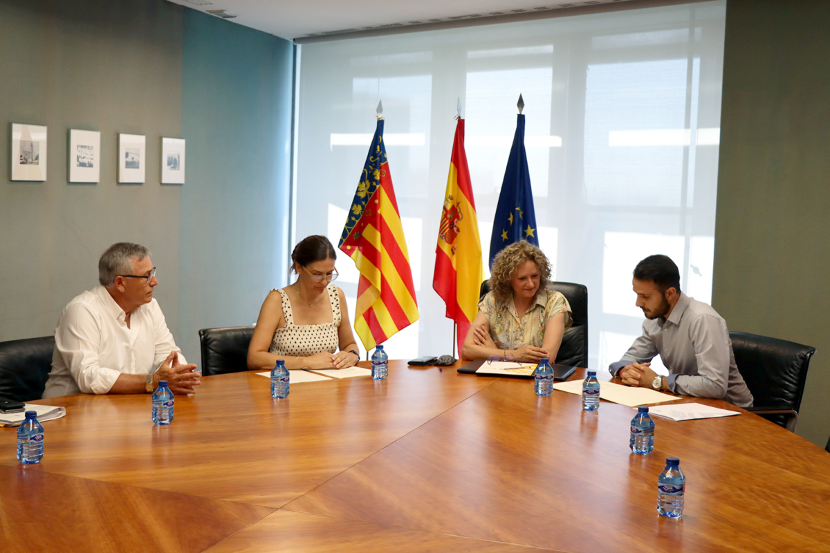 Torrent refuerza la seguridad ciudadana con la instalación de 89 cámaras de vigilancia en las calles Cámaras de seguridad Torrent