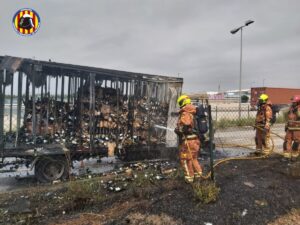 incendio camión vino Quart de Poblet