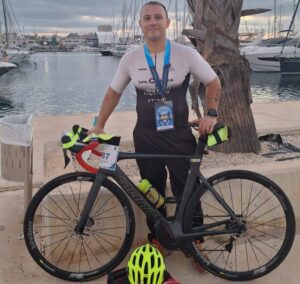 Jose Vicente Herrero, bombero del Consorcio de Valencia, ha obtenido una medalla de plata en la prueba de triatlón disputada este viernes en los Juegos Europeos de servicios de emergencia