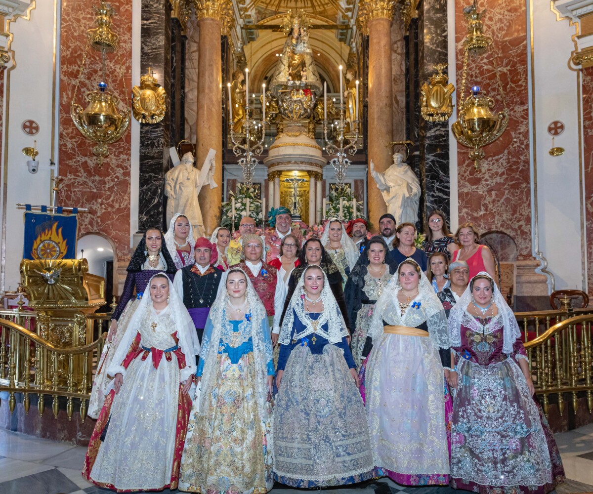 La Federació Agrupació Falles Marítim en la Basílica