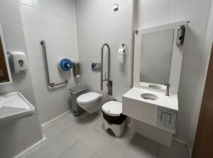 Mislata baño personas ostomizadas