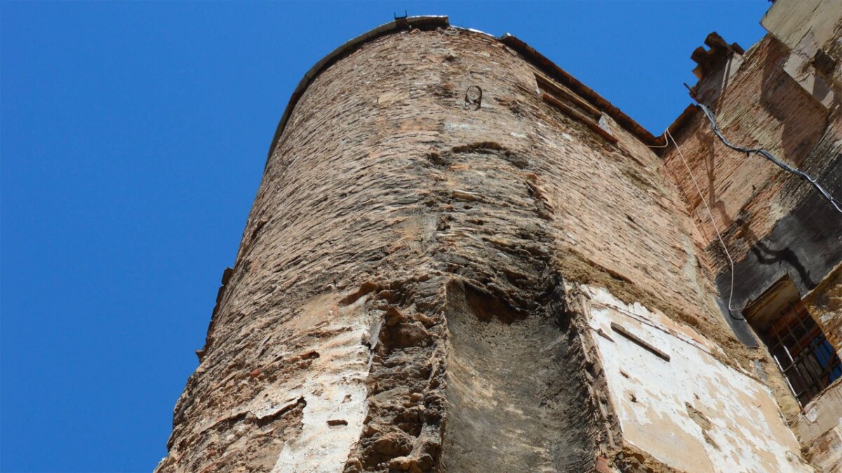 Restos de una torre de la muralla islámica de Valencia