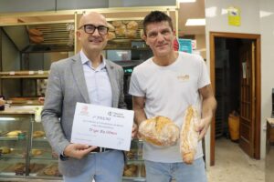 visita del alcalde de Alaquas al honor 'trigo by olmos'