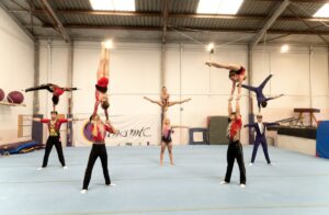 Diez gimanstas valencianos del Club Dinamic se preparan para el Campeonato de Europa