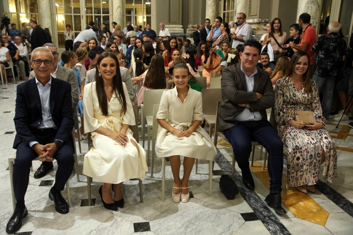 Presentación de las fallas municipales de Valencia 2024