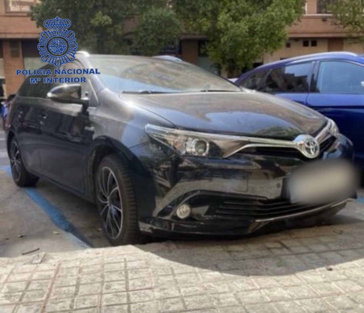 Recuperados en Valencia dos coches robados que se ofertaban en una web de compraventa Coche robado en Alemania encontrado en Valencia
