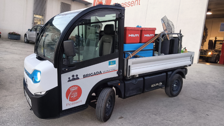 Picassent Nou vehicle elèctric per a la neteja viària municipal