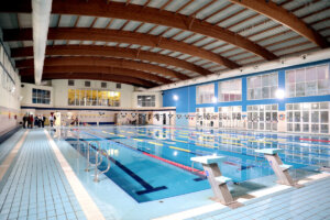 Reapertura de la piscina de Benimàmet tras su reparación en tiempo récord