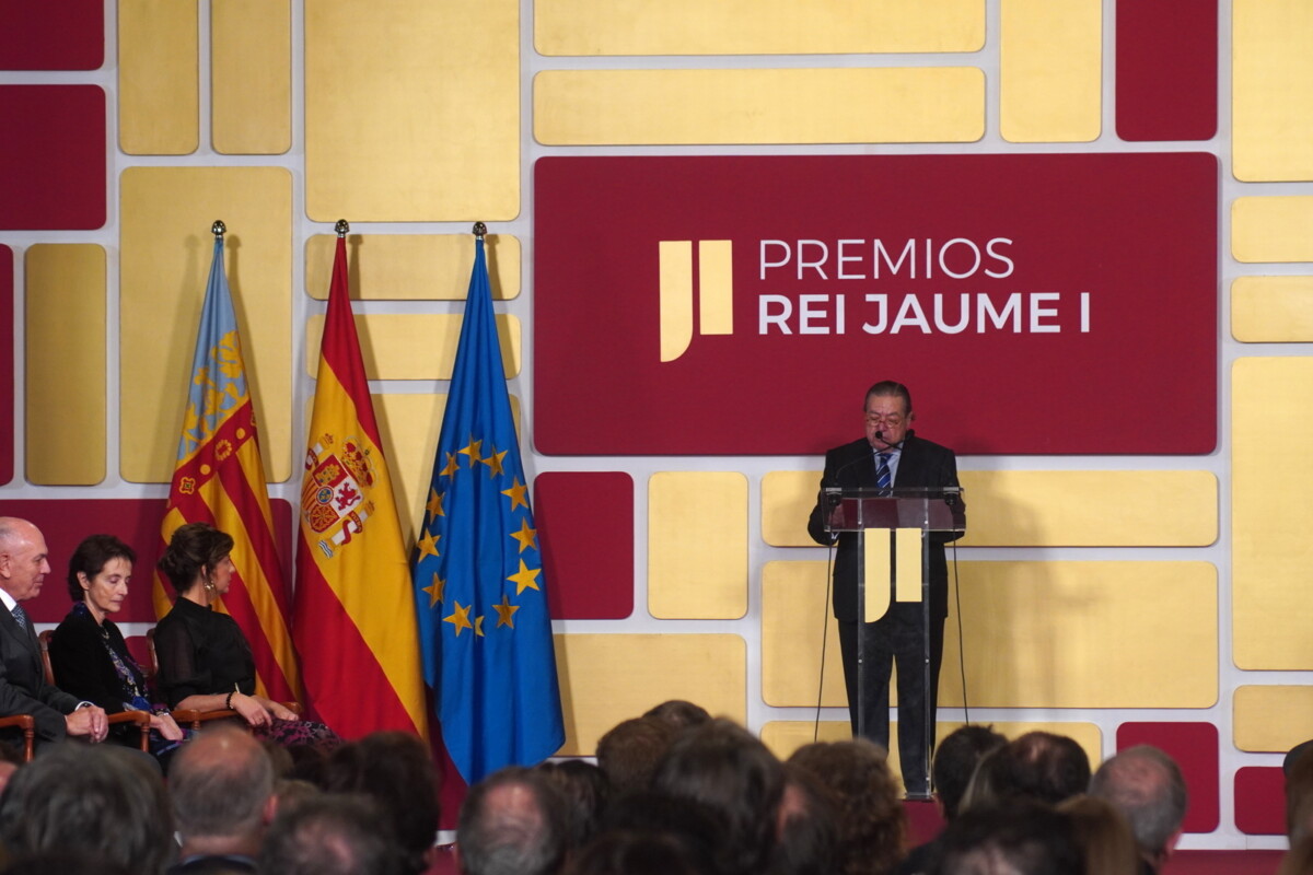 Vicente Boluda interviene durante la gala de entrega de los Premios Rei Jaume I