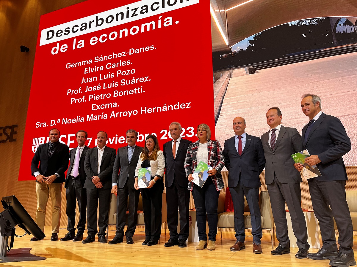 Presentación del Informe Anual de Emisiones de CO2 en el IESE de Madrid