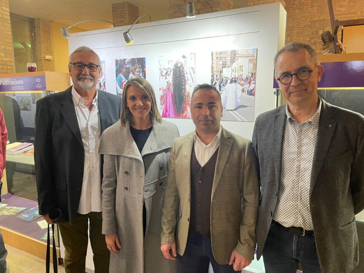 Fotografías de Antonio Cortés en el Museo de la Semana Santa Marinera de Valencia