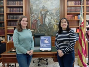 Presentación 25N alcaldesa y concejala Catarroja