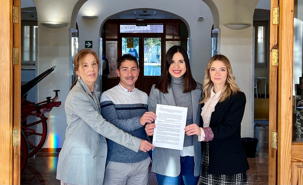 Recogida firmas Partido Popular en contra topónimo Montcada